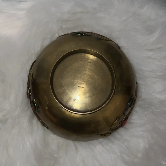 Antique Chinese Decor - Picture 6 of 6